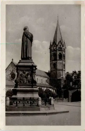 Eisenach, Lutherdenkmal -372340