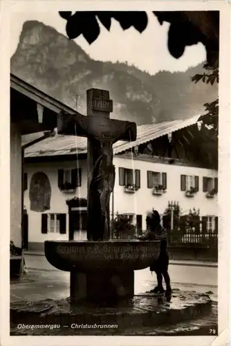 Oberammergau, Christusbrunnen -359472