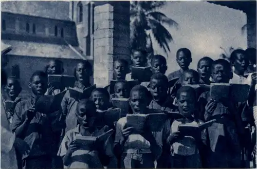 Africa - Une Schola africaine -99180