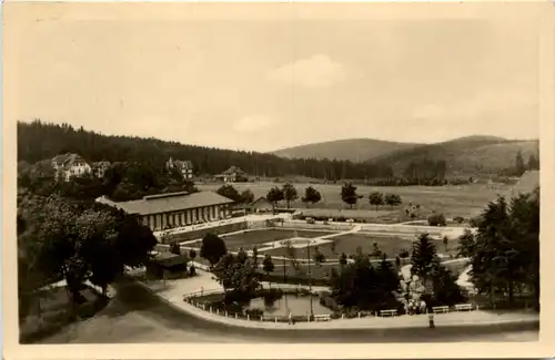 Oberhof, Blick nach der Halle der Freundschaft -372234