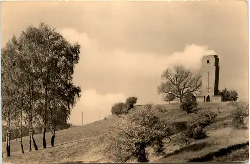 Teterow, Am Ehrenmal -373600