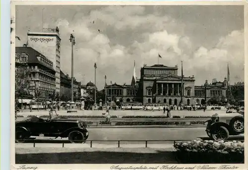 Leipzig, Augustusplatz mit Hochhaus und neuem Theater -374080