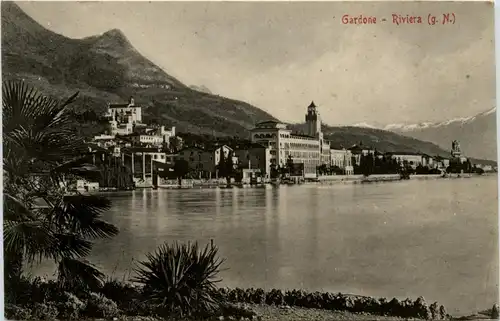 Gardone-Riviera -75082