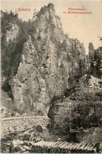 Zöblitz, Nonnenfelsen im Schwarzwassertal -455586