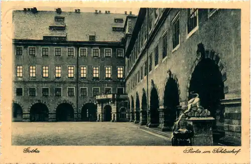 Gotha, Partie im Schlosshof -456082