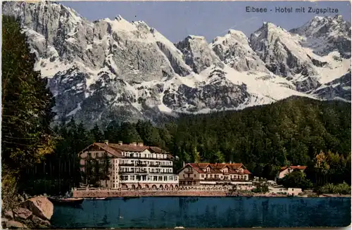 Eibsee, Hotel mit Zugspitze -456320