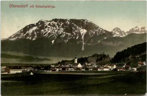 Oberaudorf mit dem Kaisergebirge -374836