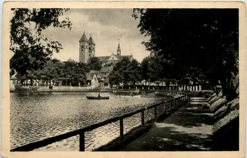 Kurort Klosterlausnitz, Klosterteich mit Kirche -455776