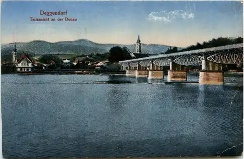 Deggendorf - Teilansicht an der Donau -453828