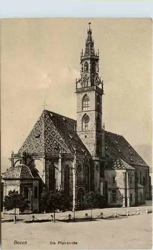 Bozen - Die Pfarrkirche -454128