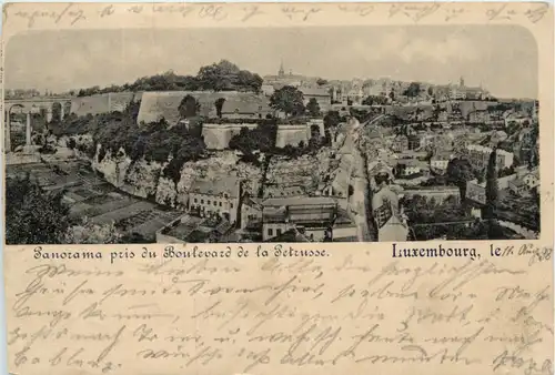 Luxembourg - Panorma pris du Boulevard de la Petrusse -459180