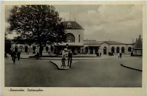 Leeuwarden - Stationsplein -459644