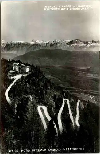 Mendel Strasse mit Gasthof Kaltererhof -458986