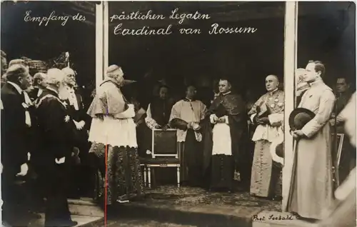 Cardinal van Rossum -459500