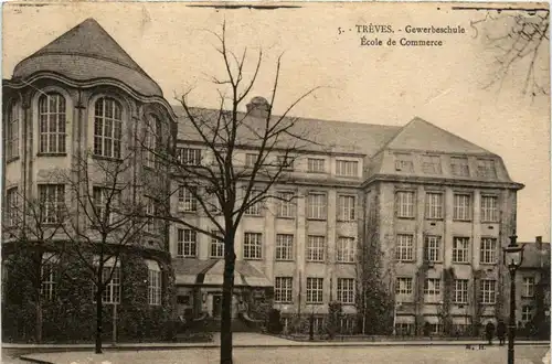 Trier, Thür Simeonstiftstr. 5 -358230