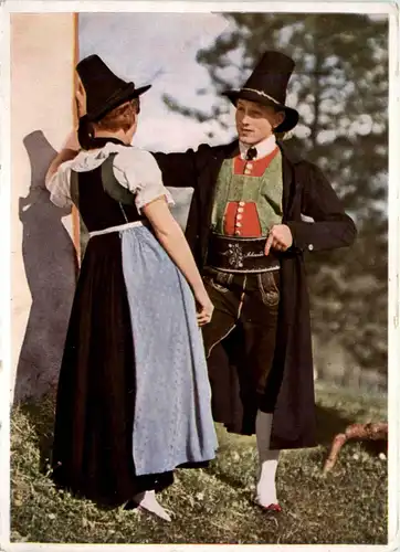 Lienz, Tiroler landestrachten -358382