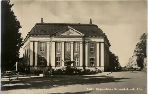 Turku - Kirjastotalo -460738