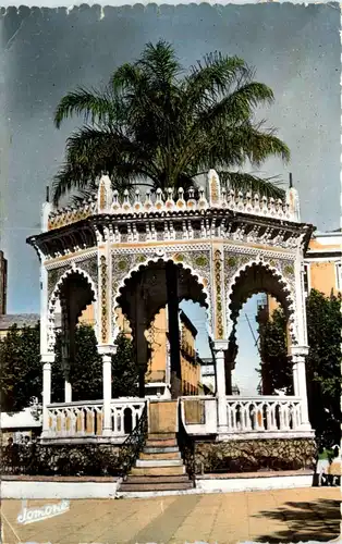 Blida, Le Kiosque de la Place dÀrmes -361968