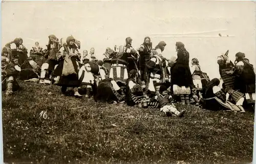 Bulgarinnen - Feldpost 2. Garde Schützen -461464