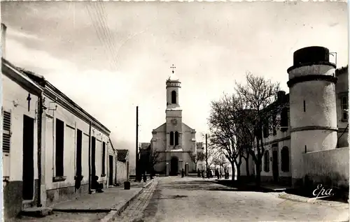 Khenchella, Gendarmerie et lÈglise -363008