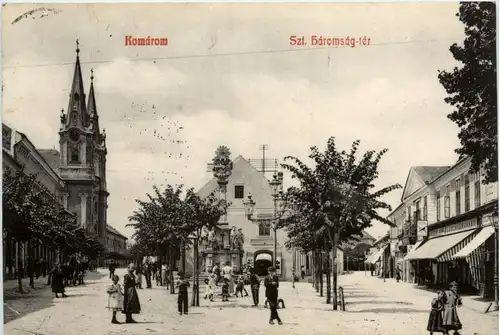 Komarom - Szl. Haromsag-ter -463232