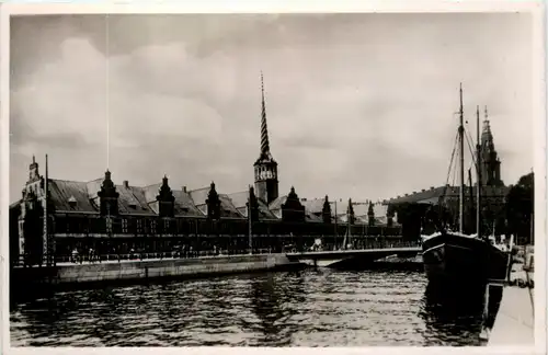 Kobenhavn - Borsen -81594