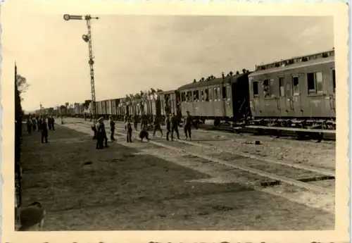 Bahnhof von Kizinkio -461414