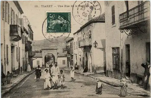 Tiaret, une Rue de la Redoute -363668