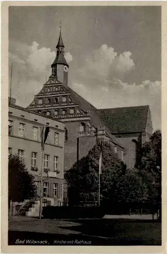 Bad Wilsnack - Kirche mit Rathaus -464470