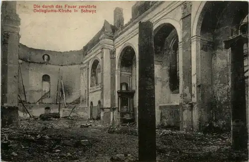 Schwyz- Durch das Feuer zerstörte Collegiums Kirche -466150
