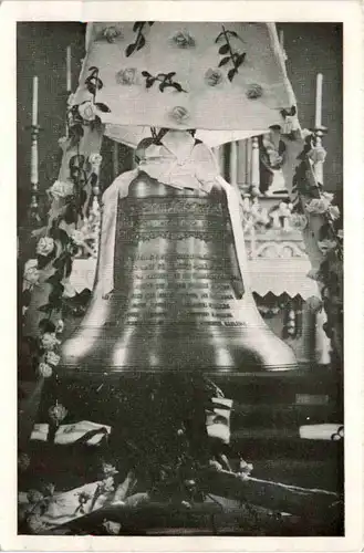 Eglise d Arbres - Nouvelle cloche 1950 -466468