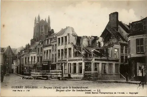 Bergues apres le bombardement -467848