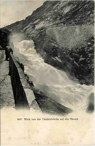 Blick von der Teufelsbrücke auf die Reuss -467122