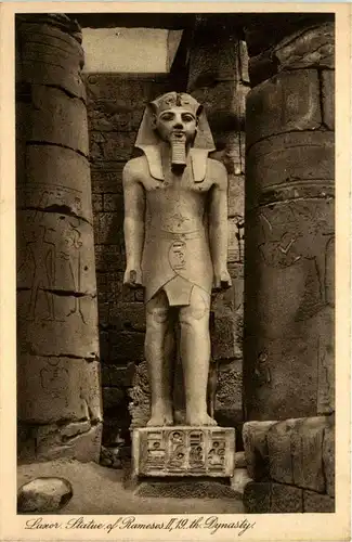 Luxor - Statue of Ramses II -432340