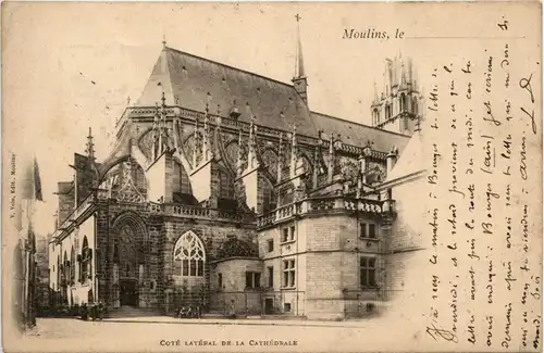 Moulins, Cote Lateral de la Cathedrale -364034
