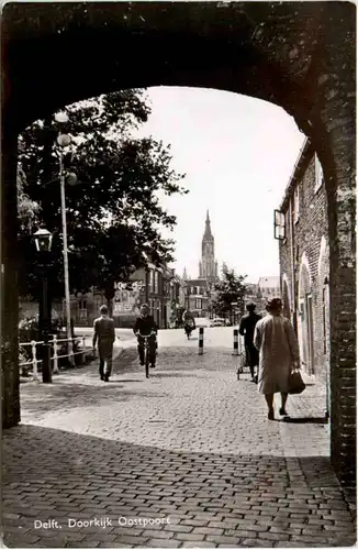 Delft - Doorkijk Oostpoort -469158