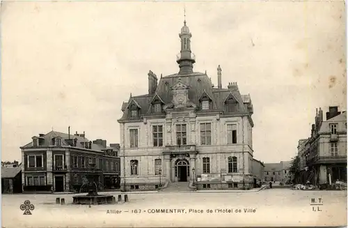 Allier, Commentry, Place de l`Hotel de Ville -364234