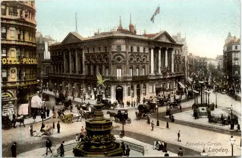 London - Piccadilly Circus -469856