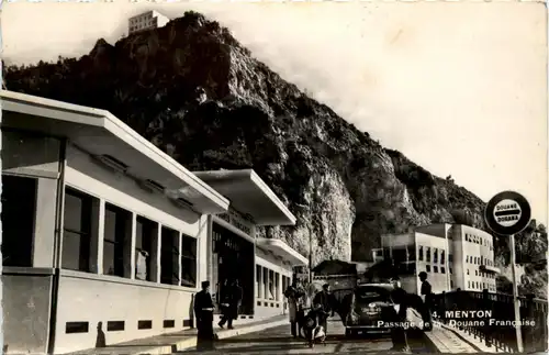 Menton, Passage de la Douane Francaise -366404
