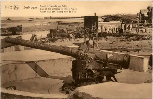 Zeebrugge - Canon a l entree du Mole -471728