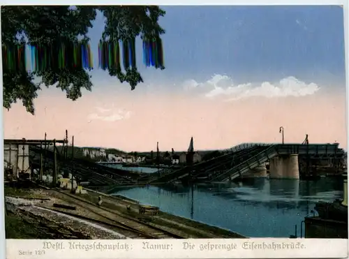Namur - Die gesprengte Eisenbahnbrücke -471202