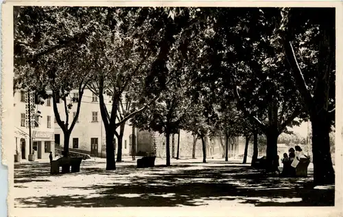 Drap, Place Georges Clemenceau et Montee de lÈglise -367384