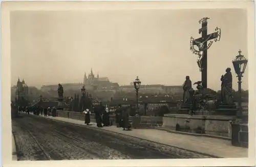 Prag - Auf der Karlsbrücke -473098
