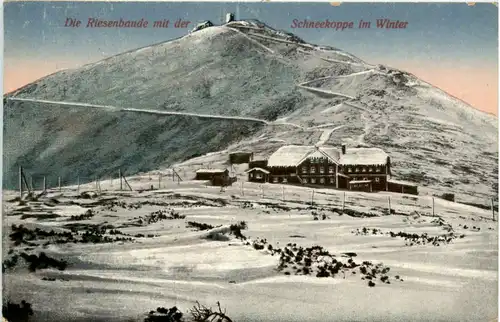 Riesengebirge - KRiesenbaude mit der Shcneekoppe -473180