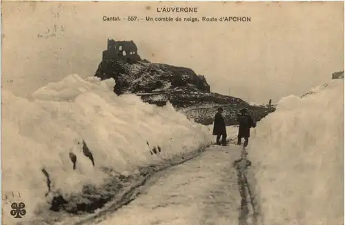 Cantal - Un comble de neige -474124