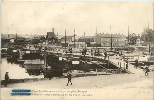 Compiegne - Pont de bateaux -473950