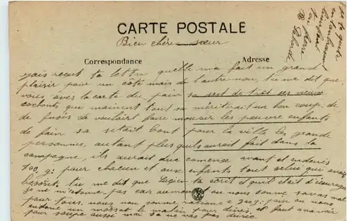 Auch - Statue du General Espagne et Halles -474688