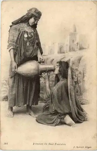 Femmes du Sud Tunisien -474570