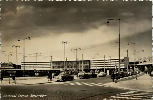 Rotterdam - Central Station -475850