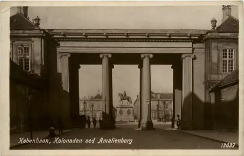 Kobenhavn - Kolonaden -476432